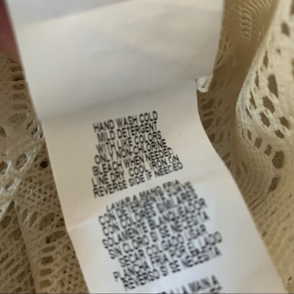 Annalee + Hope Cream Lace Crochet Peplum Top - Picture 5 of 11